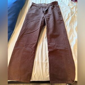 Brown Levi’s ribcage straight ankle 28”